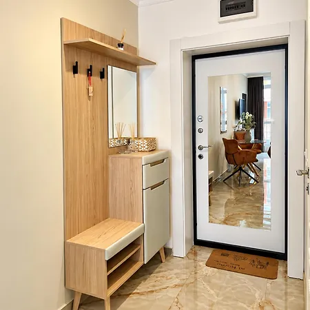 Magnolia 7 Private Apartment
